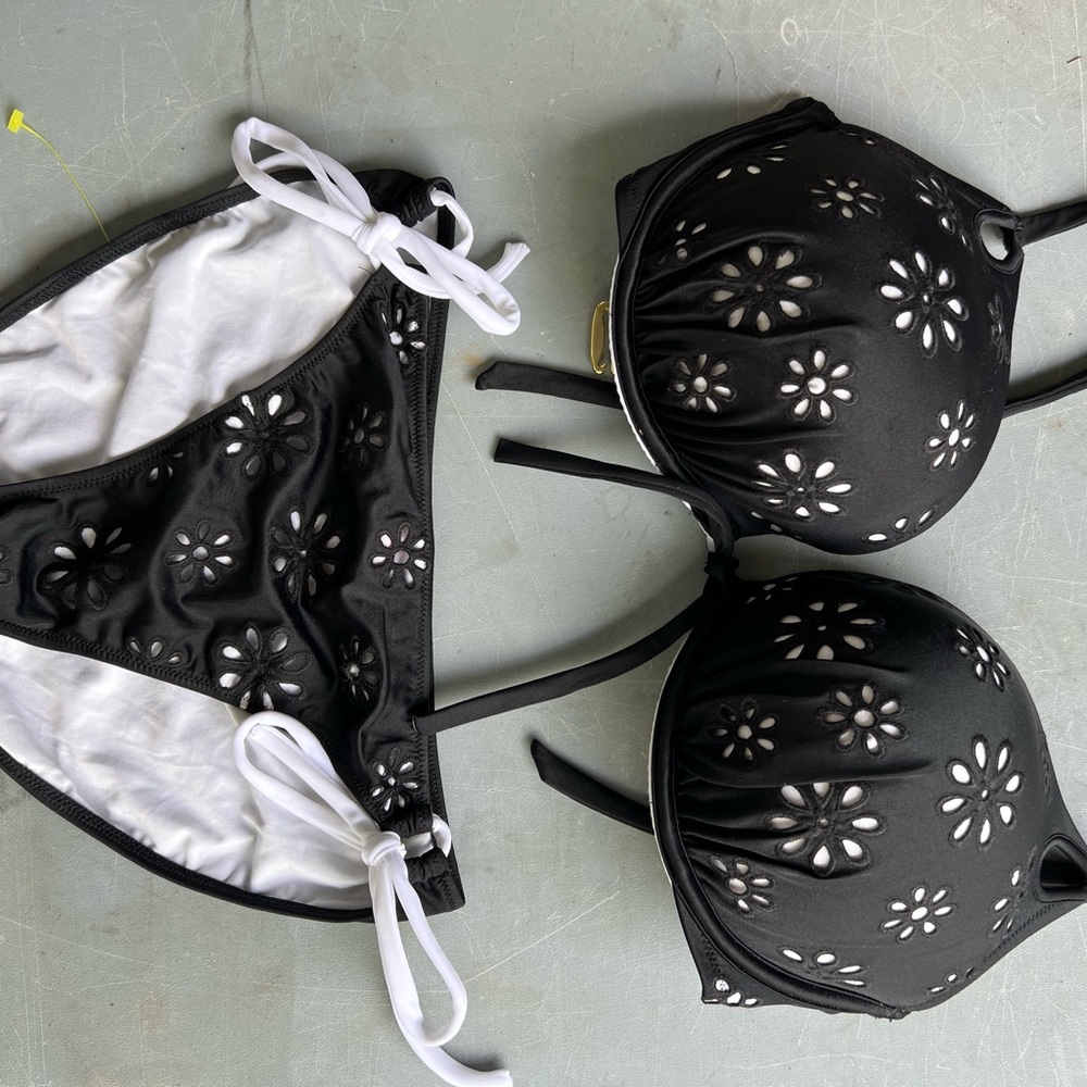 Victoria’s Secret Bikini